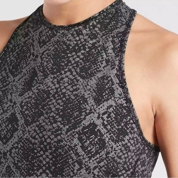 Athleta Viper Midi Tank Size XS Black NWT - Picture 4 of 9